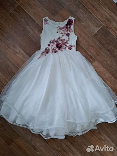 Праздничное платье