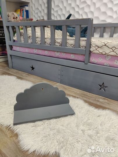 Детская кровать домик