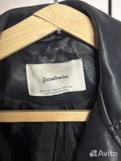 Кожаная куртка кожанка stradivarius S