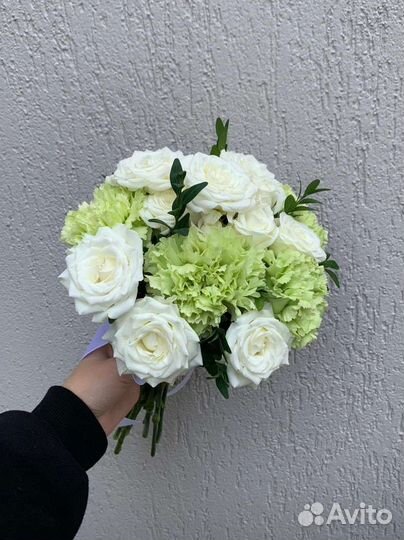 Изумрудный букет невесты. Свадебный букет