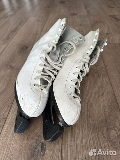 Фигурные коньки