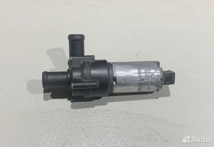 Дополнительный водяной насос Bosch