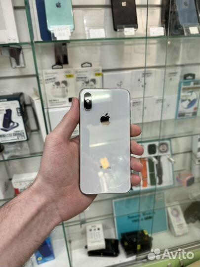 iPhone Xs, 64 ГБ