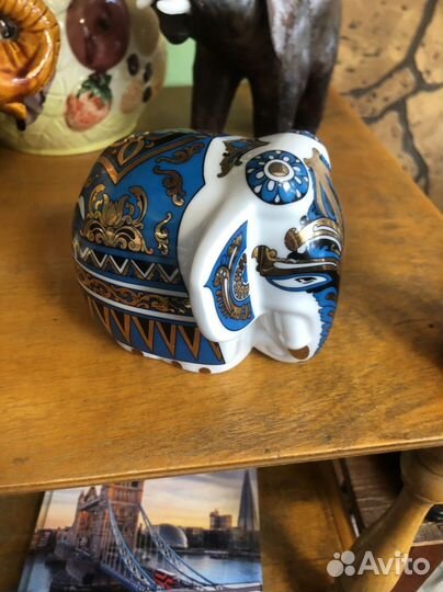 Слон фарфоровый. Индия