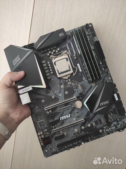 Материнская плата с процессором и памятью ddr4 32