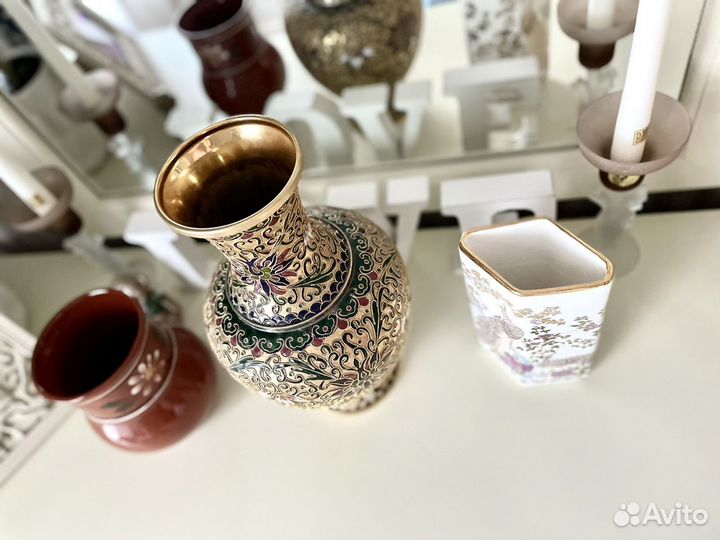 Вазы и кувшин