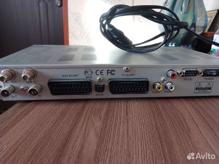 Ресивер триколор б/у DRS-5001+