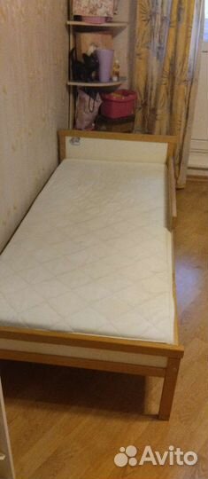 Детская кровать IKEA с матрасом