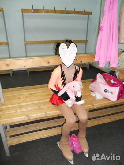 Платье для юного фигуриста