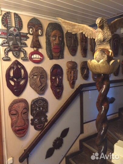 Маска ручной работы деревянная для интерьера