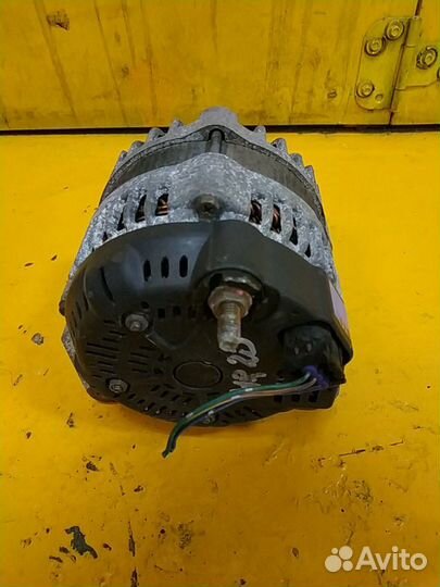 Генератор Рено Логан меган сандеро лада ларгус 1.4