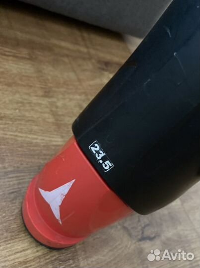 Горнолыжные ботинки atomic