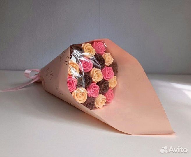 Букет - 19 Роз из Бельгийского Шоколада