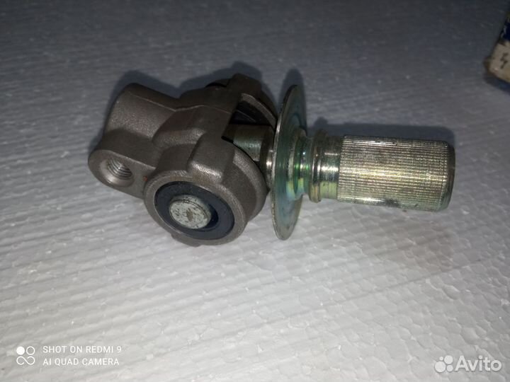 Шарнир привода кпп ваз 2108 (карданчик кулисы)