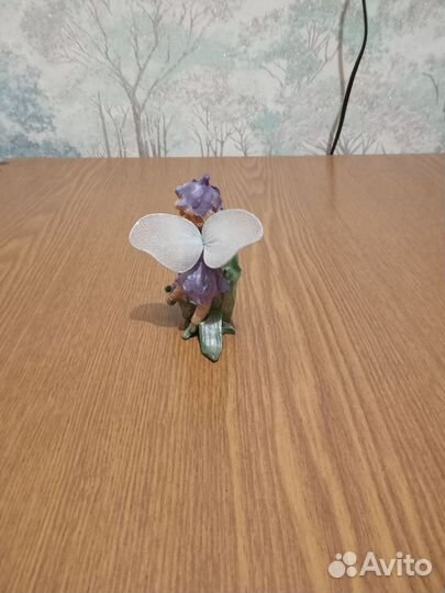 Статуэтка фарфор Девочка ангел