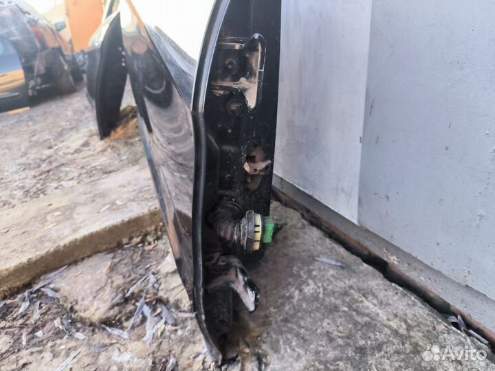 Задняя правая дверь Peugeot 308 SW универсал