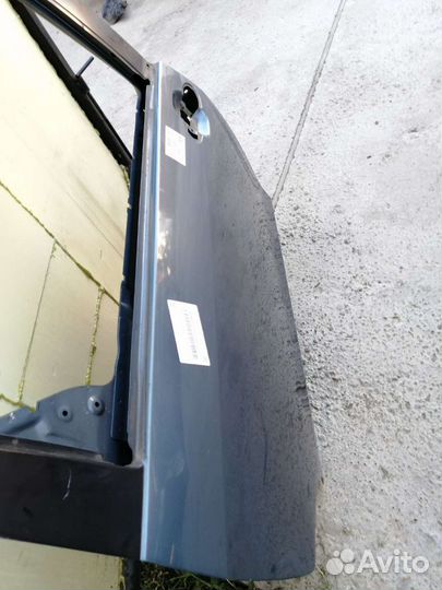 Дверь задняя правая Mazda Mpv LW 2002+