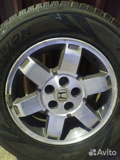 Колесо Pirelli Scorpion Ice&Snow 245/65 R17