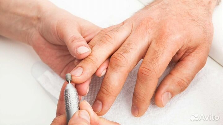 Мужской маникюр и педикюр