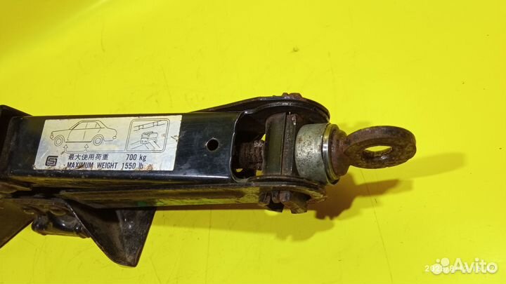 Домкрат для Mitsubishi Lancer 9