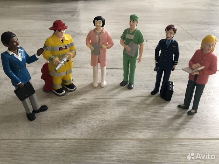 Фигурки профессии lakeshore