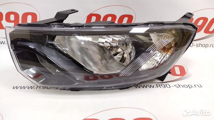 Фара передняя левая Гранта FL