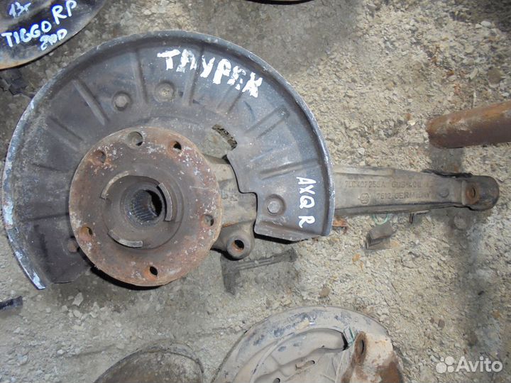 Поворотный кулак правый volksvagen touareg