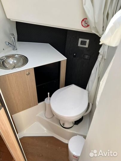 Моторная яхта Е30 Местонахождение Менорка