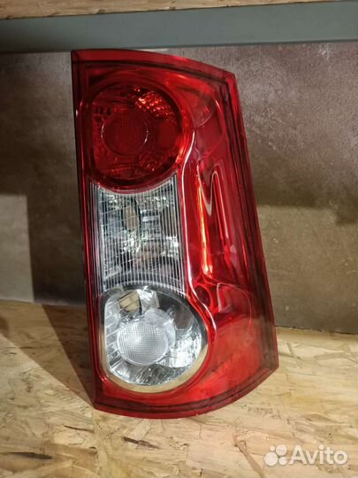 Фонарь задний LADA Largus/Лада Ларгус