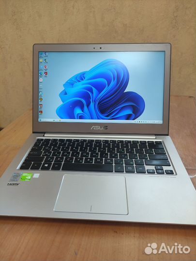 Ультрабук Asus ZenBook UX303L