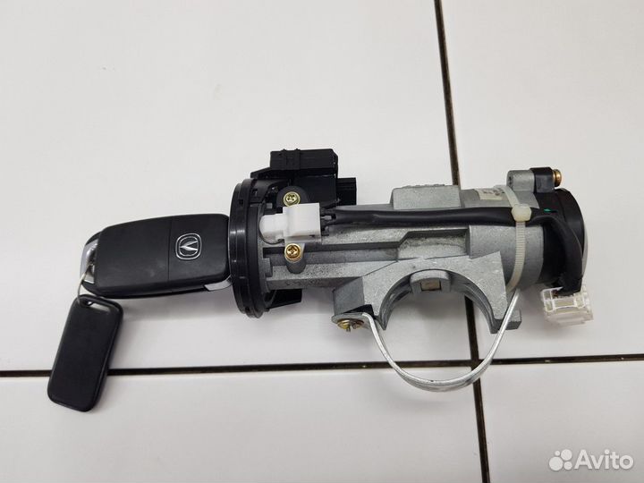 Замок зажигания с ключом (Changan CS35)