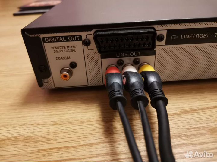 DVD плеер Sony DVP-NS305