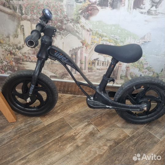 Беговел Lider Pituso