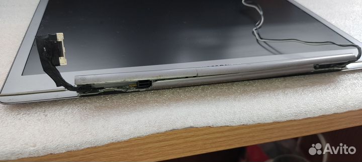 Крышка матрицы, матрица для Samsung NP530U3C