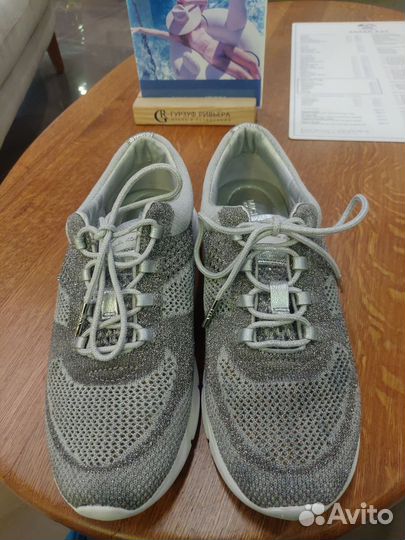 Кроссовки Michael Kors