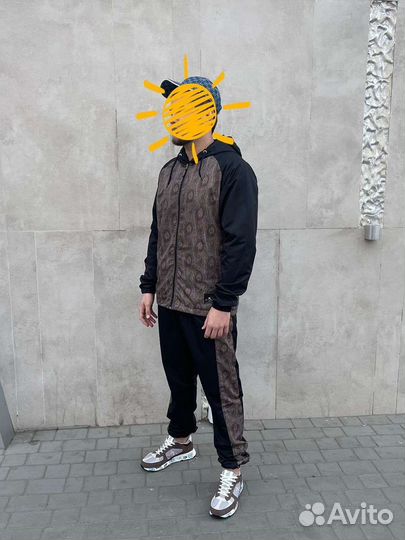 Спортивный костюм ETR0