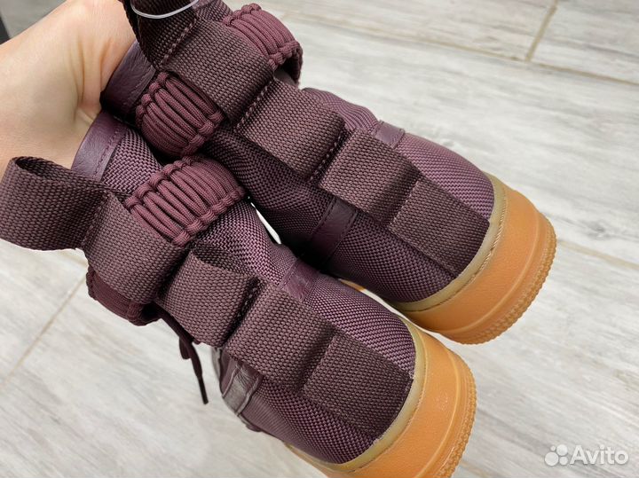 Nike SF Air Force 1 Burgundy, US 8.5, оригинал