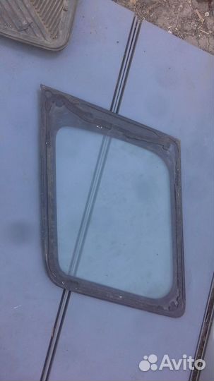 Стекло кузовное левое Honda CRV 2000