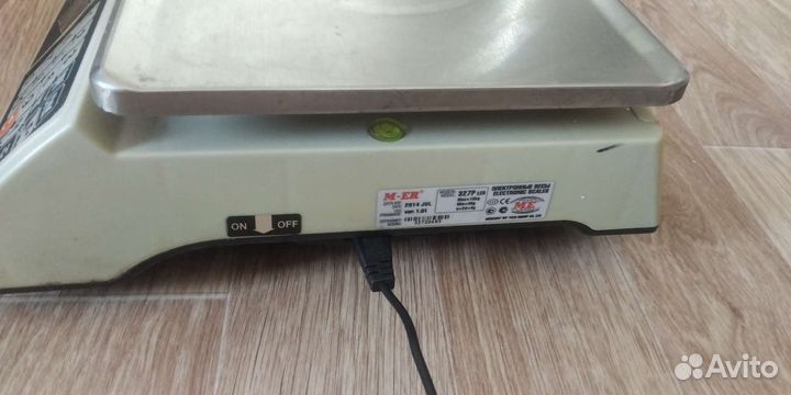 Весы m-er 327p со стойкой