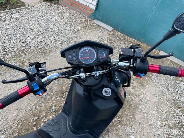 Продам скутер Vento Smart 2