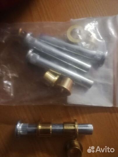 Петля двери ниссан цефиро, ремкомпрек