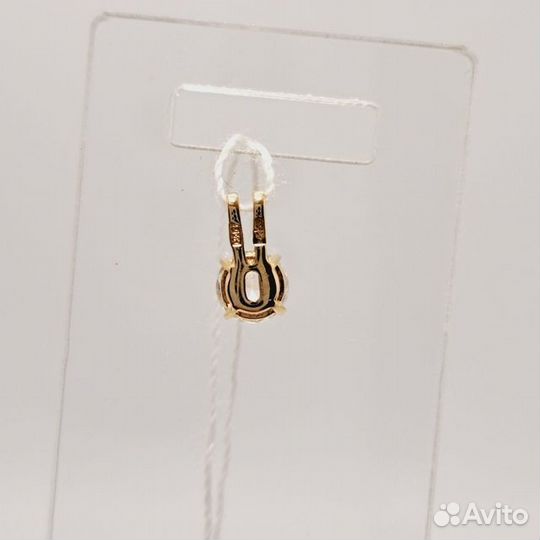 Золотая подвеска с фианитом