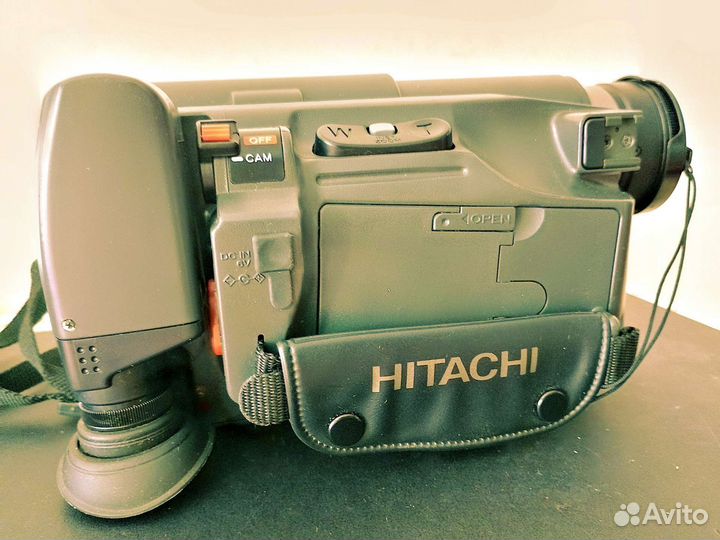 VHS Видеокамера Hitachi VM E228E