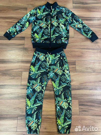 Костюм H&M раз.134