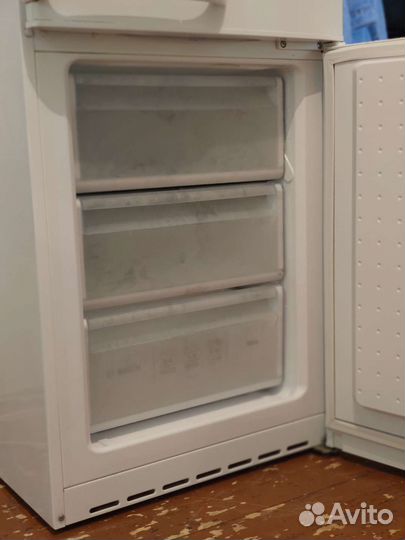 Холодильник бу Bosch в отличном состоянии