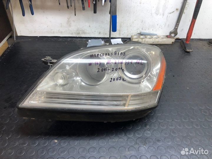 Фара галоген (передняя) левая Mercedes ML W164