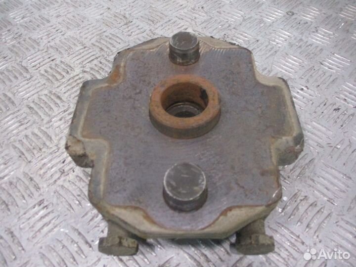 Проставка полурессоры renault 5010630038