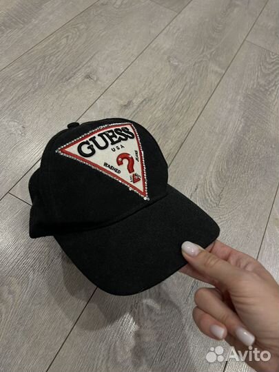 Кепка бейсболка guess
