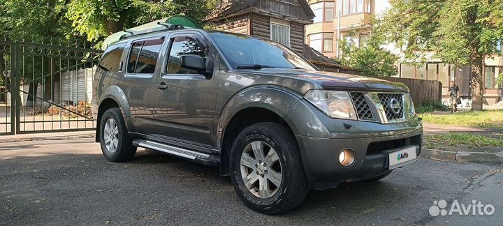 Nissan Pathfinder 2.5 AT, 2005, 353 000 км
