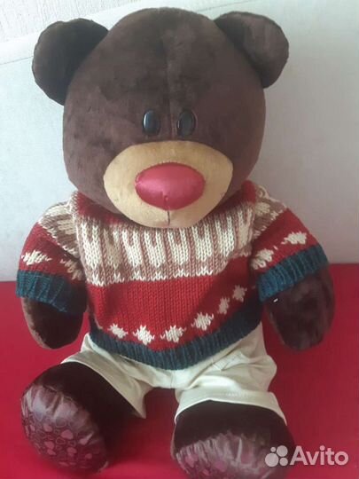 Плюшевый медведь новый
